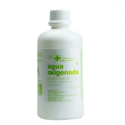 Rueda Farma Agua oxigenada 5 % 250 ml